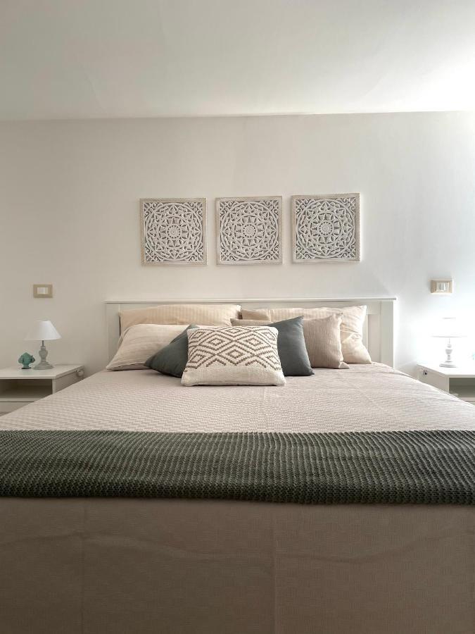Tetti bianchi - DeVa's suite home Ostuni Esterno foto